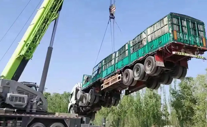 南雄道路脱困救援案例